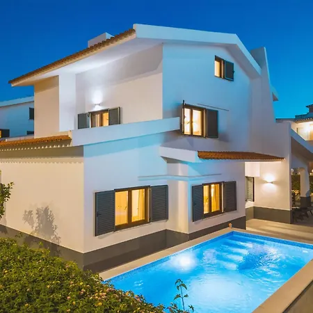 Villa In Portimao With Pool Near Beaches Portimao